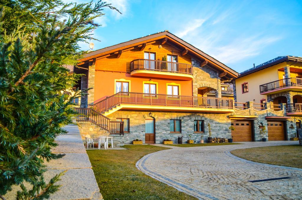 Les Vrais Rayons Hotel Verrayes Екстериор снимка