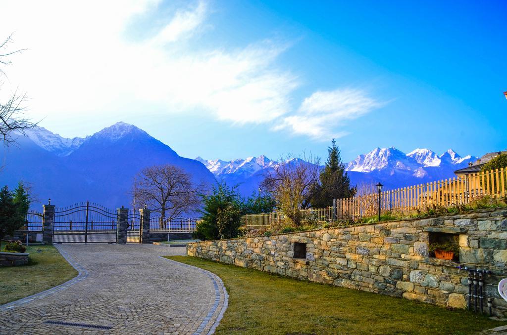 Les Vrais Rayons Hotel Verrayes Екстериор снимка